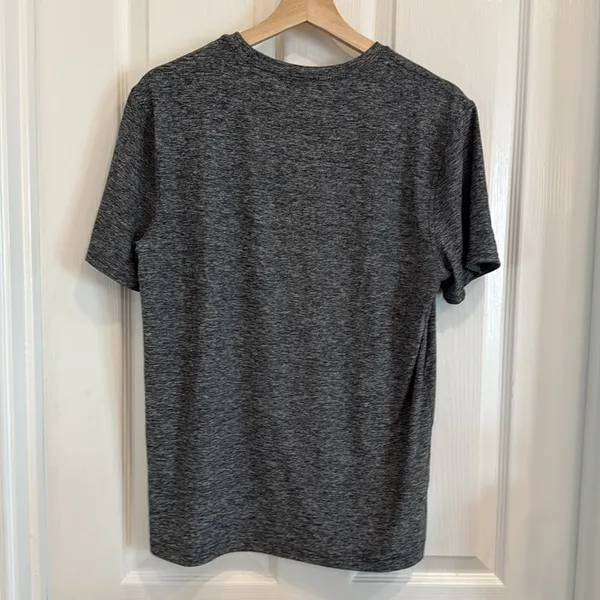 Outdoor voices short sleeve athletic tees - Image 5