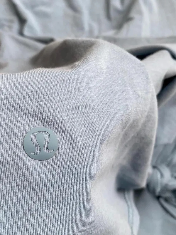 Lululemon Light Blue Gray Knot-Front Racerback Tank Top size small - Image 2