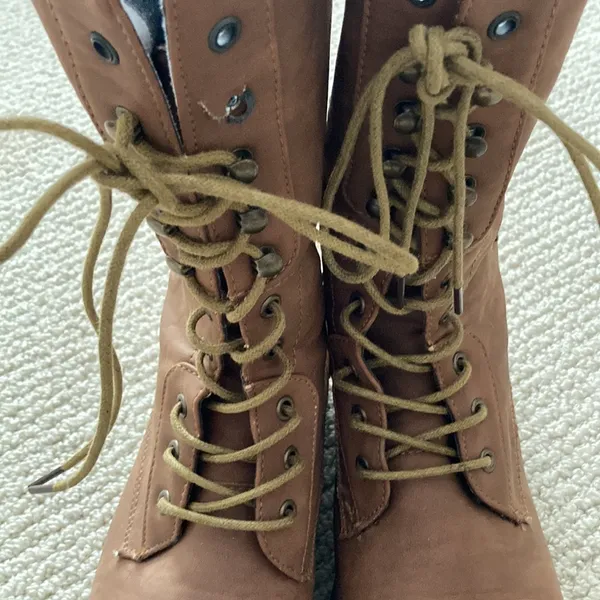 Cathy Jean Vegan Leather Brown Convertible Lace-Up Combat Boots Size 8 GUC - Image 4