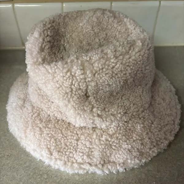 J. Crew Sherpa Preppy Outdoor Cabin Camping Boho Neutral Cozy Bucket Hat M/L - Image 5