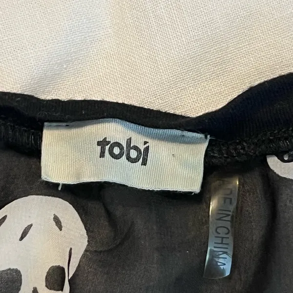 Tobi Skull Print Hi Low Long Duster Top Size Medium Thin Fabric Black White Goth - Image 8