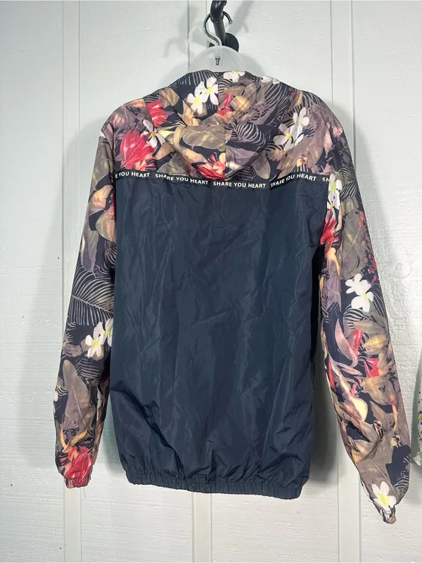 Women’s Blue Floral Windbreaker Size 2XL EUC - Image 4