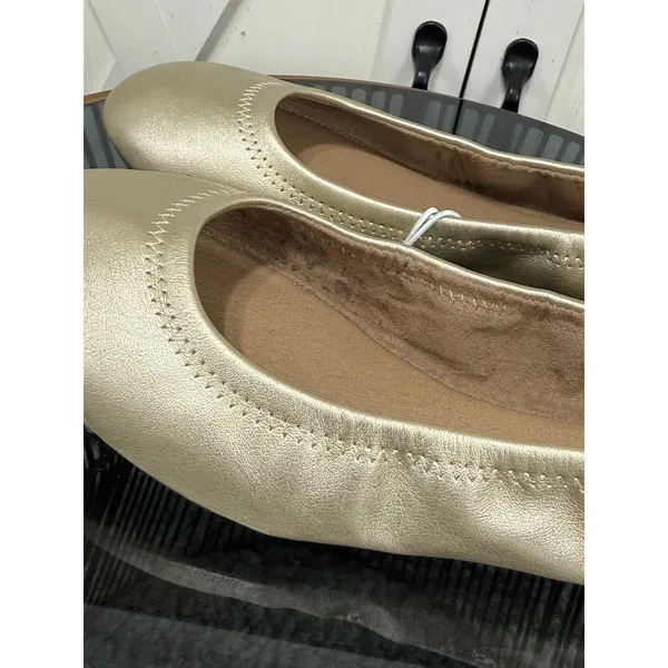 Amazon Essentials Women Belice Ballet Flat Gold Metallic Shoes Size 8W NWOB - Image 5