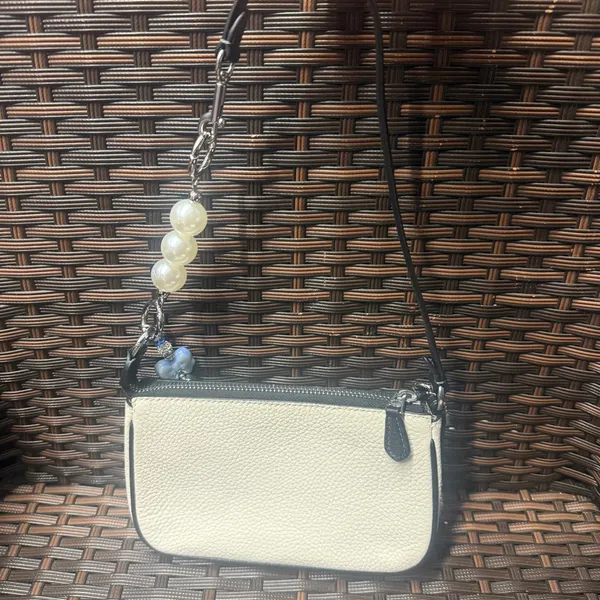 NWT Coach Nolita 19 Pebble Leather Large Wristlet Bag Chalk Black CP490 - Image 4