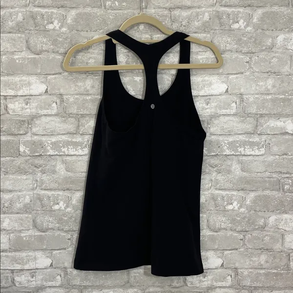Lululemon Cool Racerback II
Black - Image 2