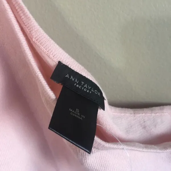 NWT Ann‎ Taylor small off the shoulder rose top - Image 4