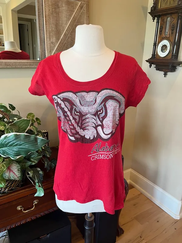 Rivalry Threads University of Alabama Crimson Red Lightweight Short Sleeve T Shirt Women’s Small - Image 2