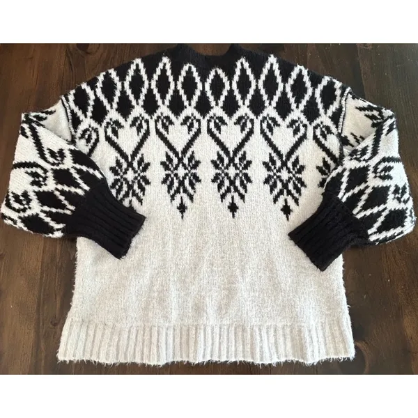 Free People Fireside Patterned Tunic Small Black White Oversized Sweater‎ Hearts - Image 6