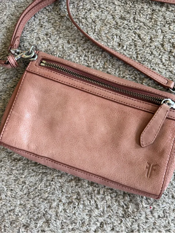 Frye Reed Leather Wristlet Crossbody in Dusty Rose - Image 5