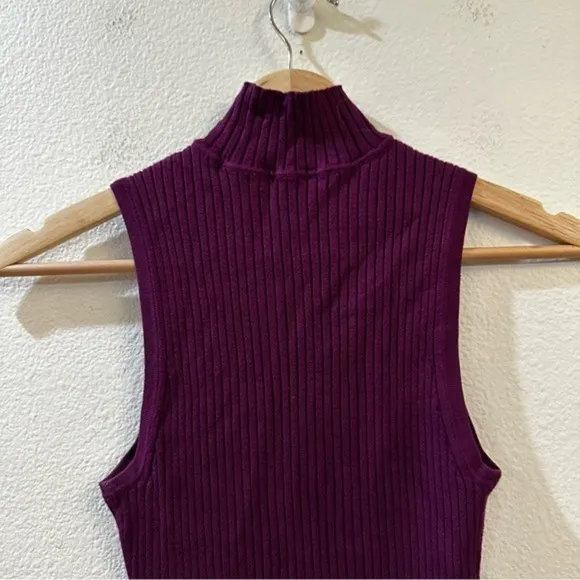 Madewell Ribbed Mock-neck‎ Sweater Tank in Wine Size Small - Image 7