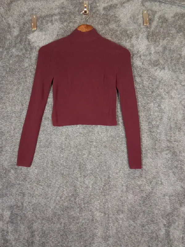Lululemon Ribbed Knit Twist Back Mockneck Cropped Top Fitted Balletcore Womens M - Image 3