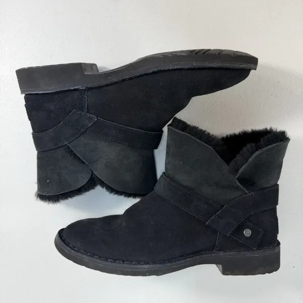 Ugg Sz 7.5 Zariyah Ankle Boots Shearling UggPlush Water Repellent Black‎ Women's - Image 4