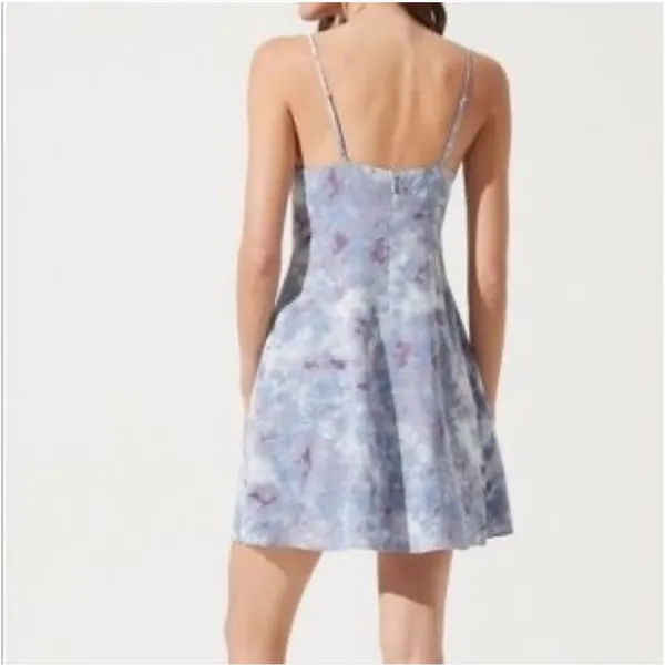 ASTR The Label Purple Marble Print Cowl Neck Spaghetti Strap Mini Dress‎ XL - Image 4