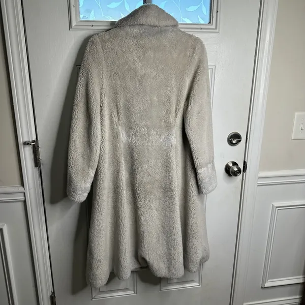 Vintage 1960s faux fur plush chubby coat Jackie O large winter opera‎ old money - Image 6