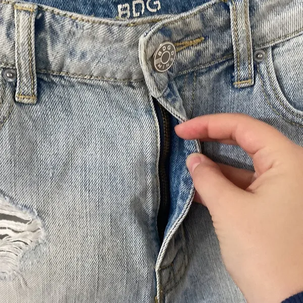 BDG UO Super high rise cheeky denim shorts light wash distressed fringed hem 29 - Image 4