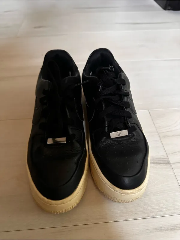 Nike Air Force 1 Black leather Sage Low Size 7 0118 - Image 2
