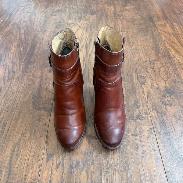 Frye • Patty Riding Bootie brown leather Redwood ankle boot heeled strap buckle - Image 4
