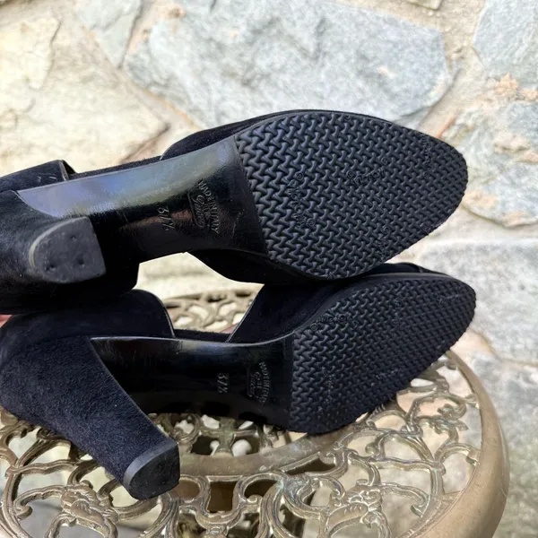 Gucci Vintage Black Suede Heels size 7 - Image 8