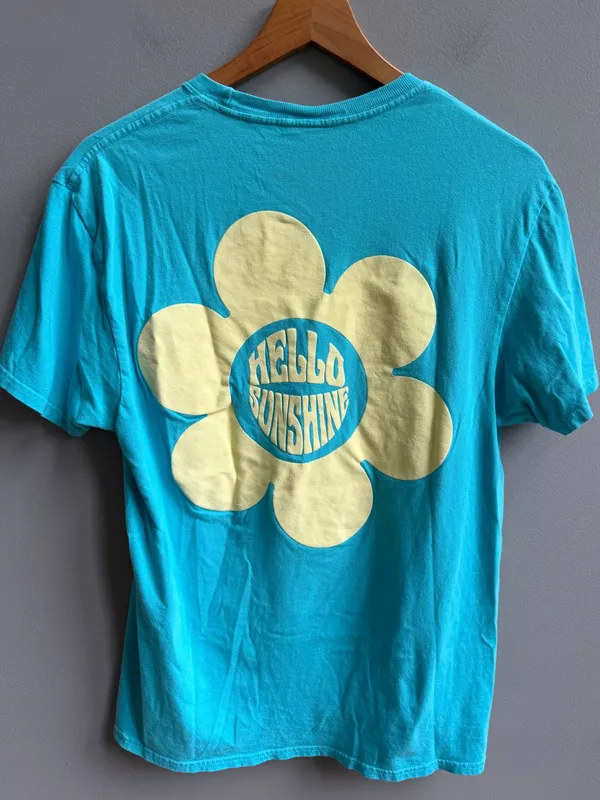 The Beach Club Hello Sunshine Graphic Tee Shirt Ocean Blue Size Medium - Image 6