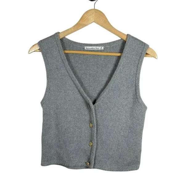 Abercrombie & Fitch Women’s Mara Button-Up Sweater Vest Grey XS - Image 3