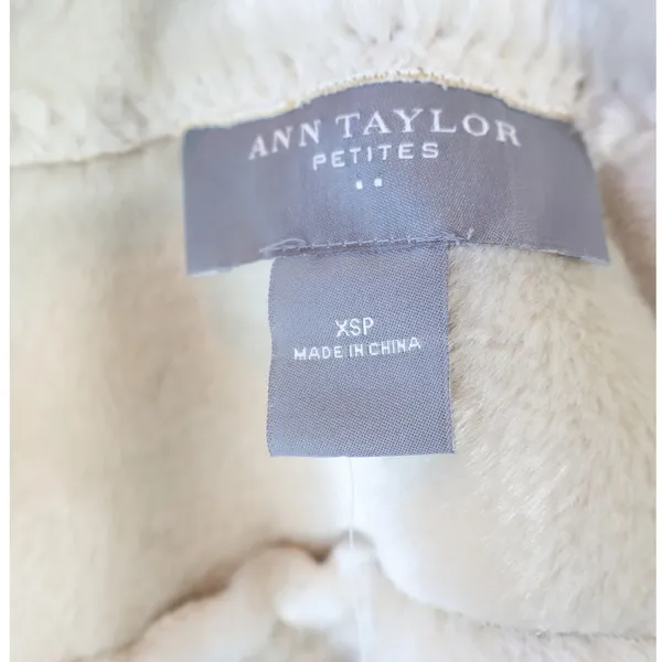 Ann Taylor Beige Shearling Faux Zip Up Jacket Classic Minimalist XS Petite NWT - Image 4