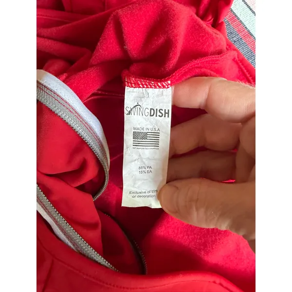 SwingDish Golf Vest Small Red Fleece Lined Ruffle Sleeve Full Zip USA Made NWOT - Image 8