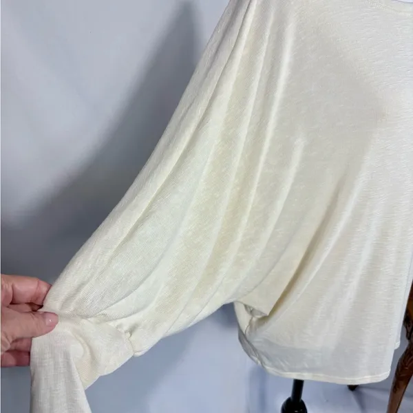 Andree by Unit Cream Batwing Sleeve Slub Textured Top Sz Large 💚 - Image 3
