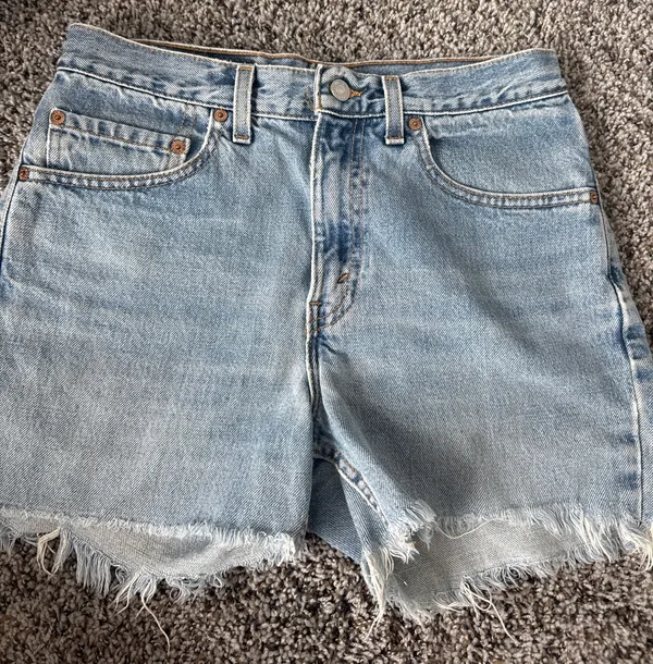Vintage Levi’s Jean Shorts Denim - Image 2