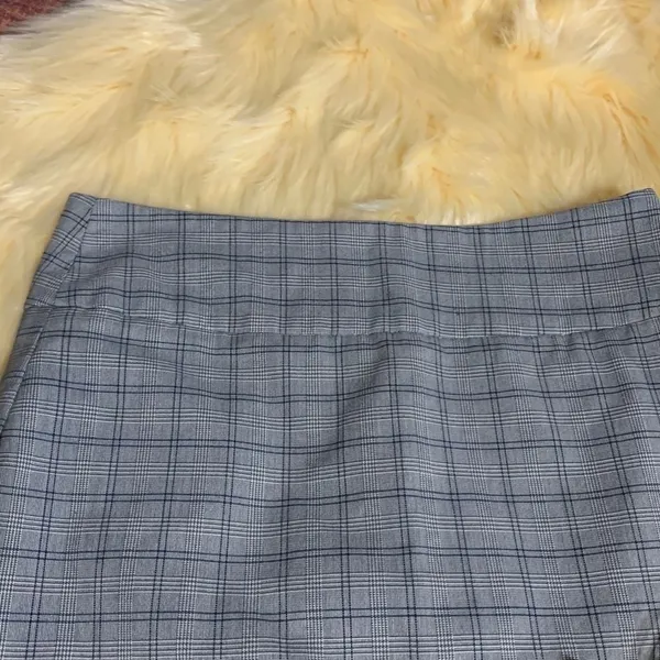 Women’s PencilChecked Work Skirt SIZE XS - Image 2
