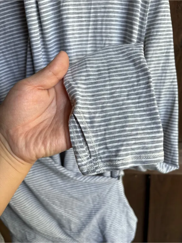 Lululemon Gray Microstriped Drape Wrap Long Sleeve - Image 3