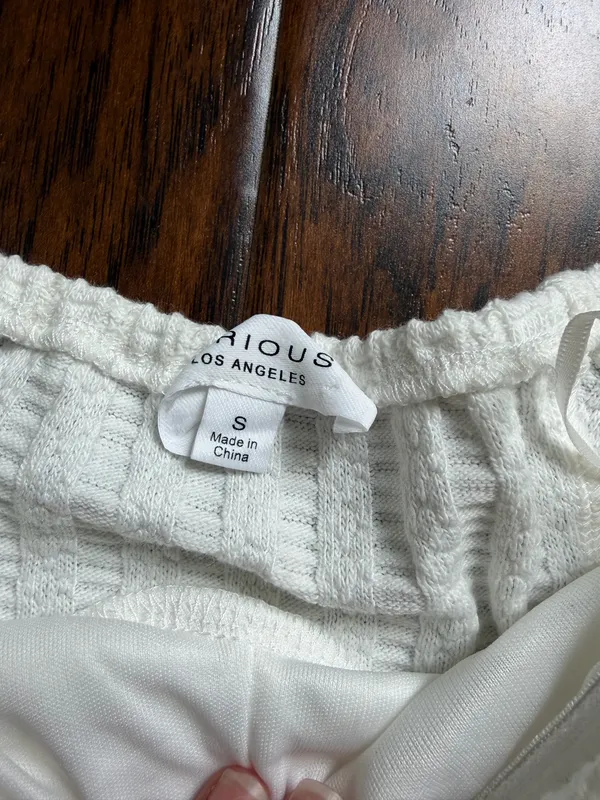 Kirious Boho white off the shoulder crop top - Image 4