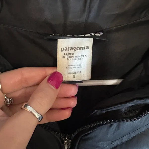 Patagonia Down With It Parka Black Size Small - Image 4