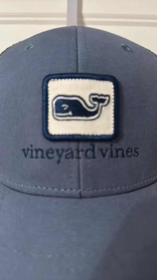 Vineyard Vines hat - Image 4