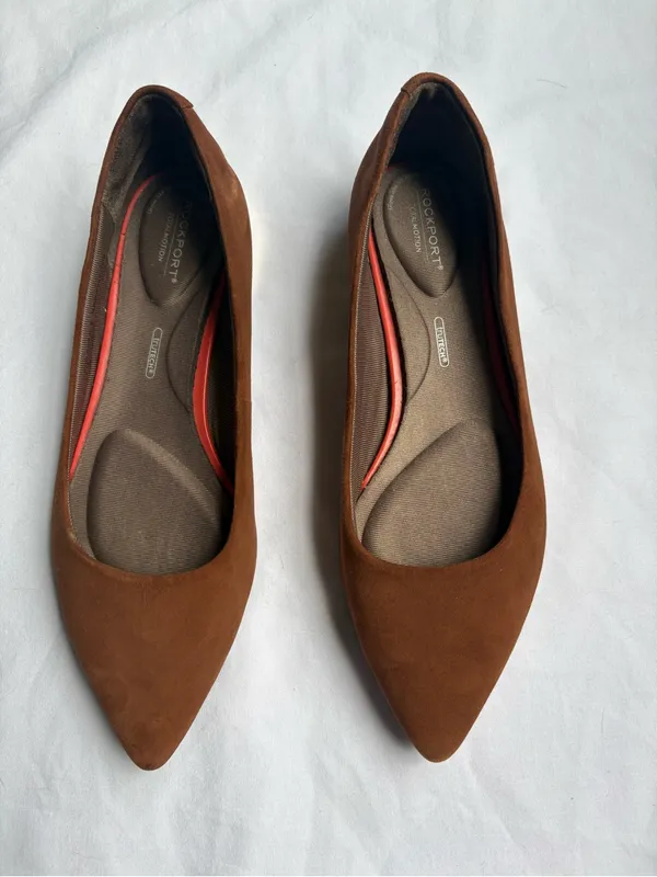 Rockport Total Motion Kaiya Pumps Brown Suede Size 6M - Image 2