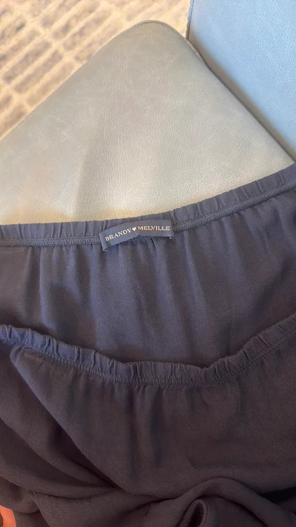 Brandy Melville Navy Skirt - Image 2