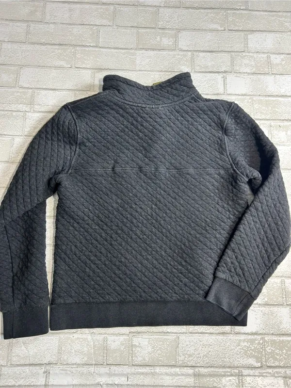 Patagonia Organic Cotton Quilted Snap Pullover in Dark Gray with Olive Accents - Image 2