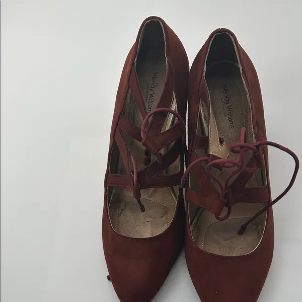 Stylish Burgundy Lace - Image 5