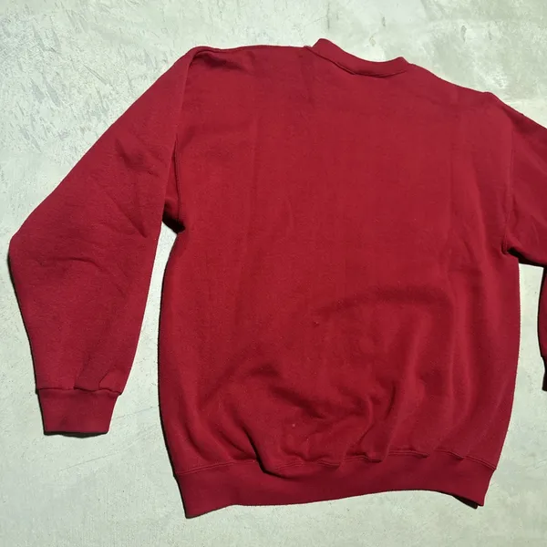 Vintage Mickey & Co Christmas Sweatshirt SZ XL Red Graphic Walt Disney Mouse - Image 8
