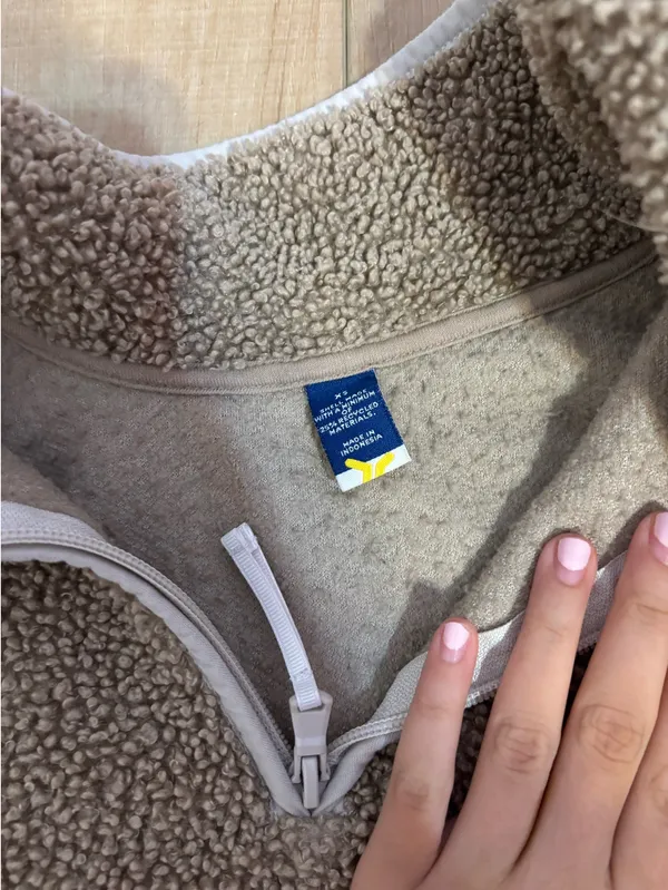 Old Navy Pullover Fleece - Image 3