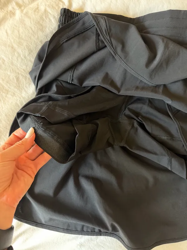 Lululemon Skirt Black - Image 3