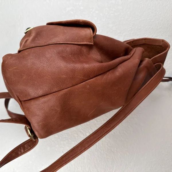 Vintage‎ Handmade Brown Soft Leather Flap Backpack Rucksack Country Boho Hippie - Image 2