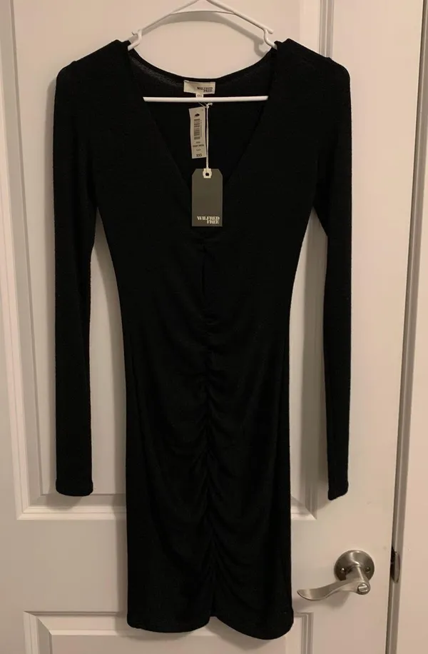 Aritzia Women’s XXS Wilfred Free Shaik Black V-Neck Ruched Bodycon Mini Dress - Image 2
