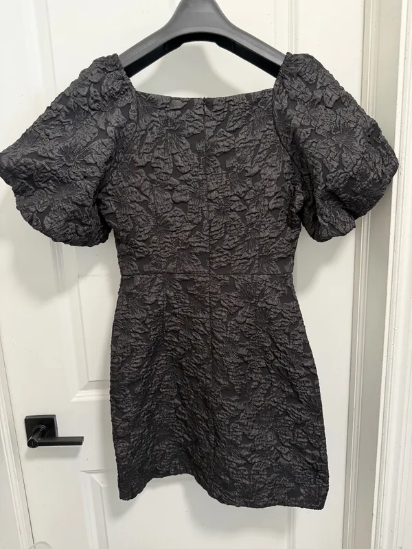 JessaKae black textured puff sleeve mini dress - Image 2