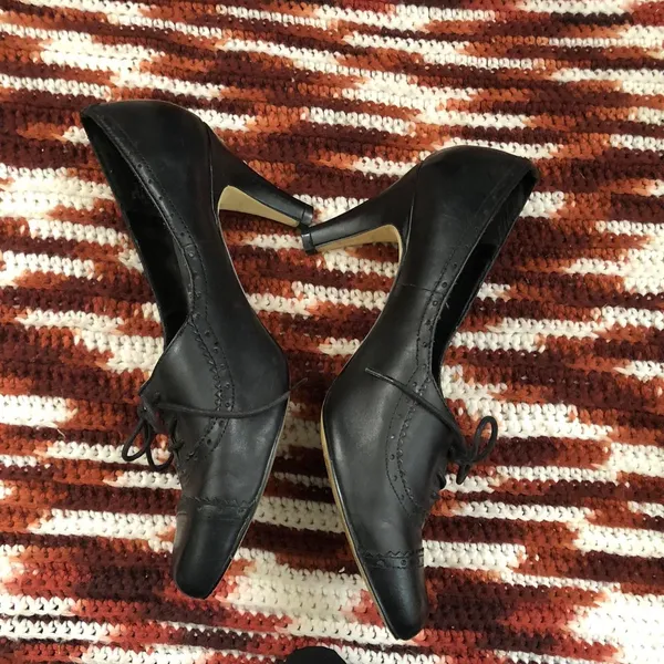 Maripé Y2K Black Wingtip Whimsygoth Gothic schoolgirl leather Mary jane heels pumps oxford preppy dark academia lace up cap toe office siren core-9M #bratz #destroyer #fairycore #grunge - Image 3