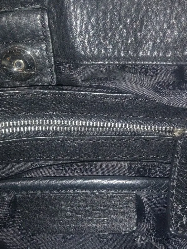 Michael Kors Black Pebble Pocket Bag - Image 6