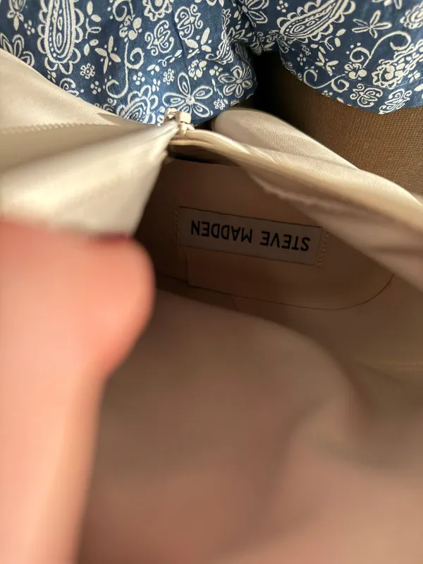 Boots - Image 10