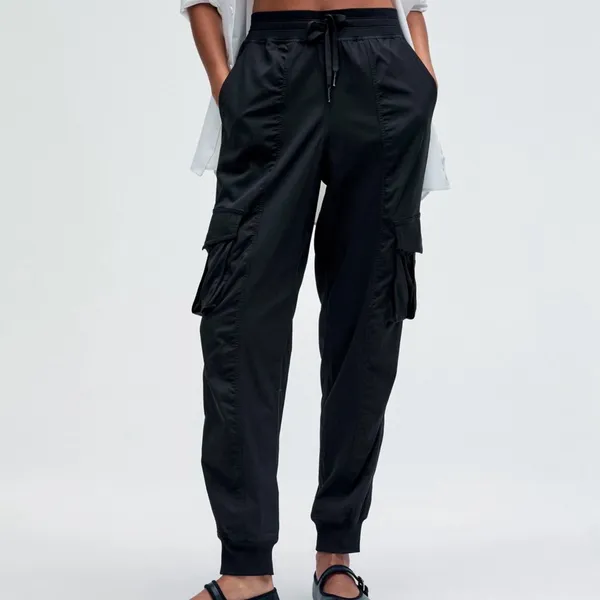 Lululemon Dance Studio Relaxed-Fit Mid-Rise Cargo Jogger Black Size Medium - Image 9