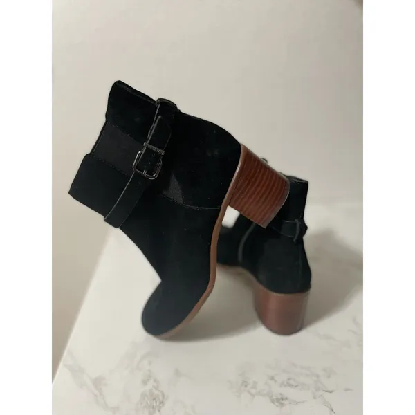 Gianni Bini Ankle Boots Womens 6.5 Black Suede Leather Buckle Block Heel Booties - Image 5