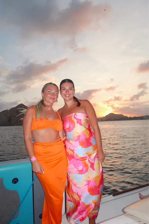 Amazon Vacation two piece set - Image 2