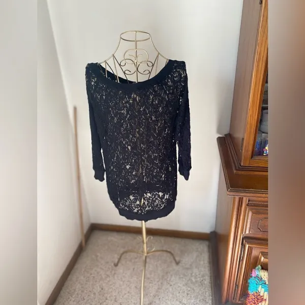Express Black Lace Long Sleeve Top  Size Small - Image 9